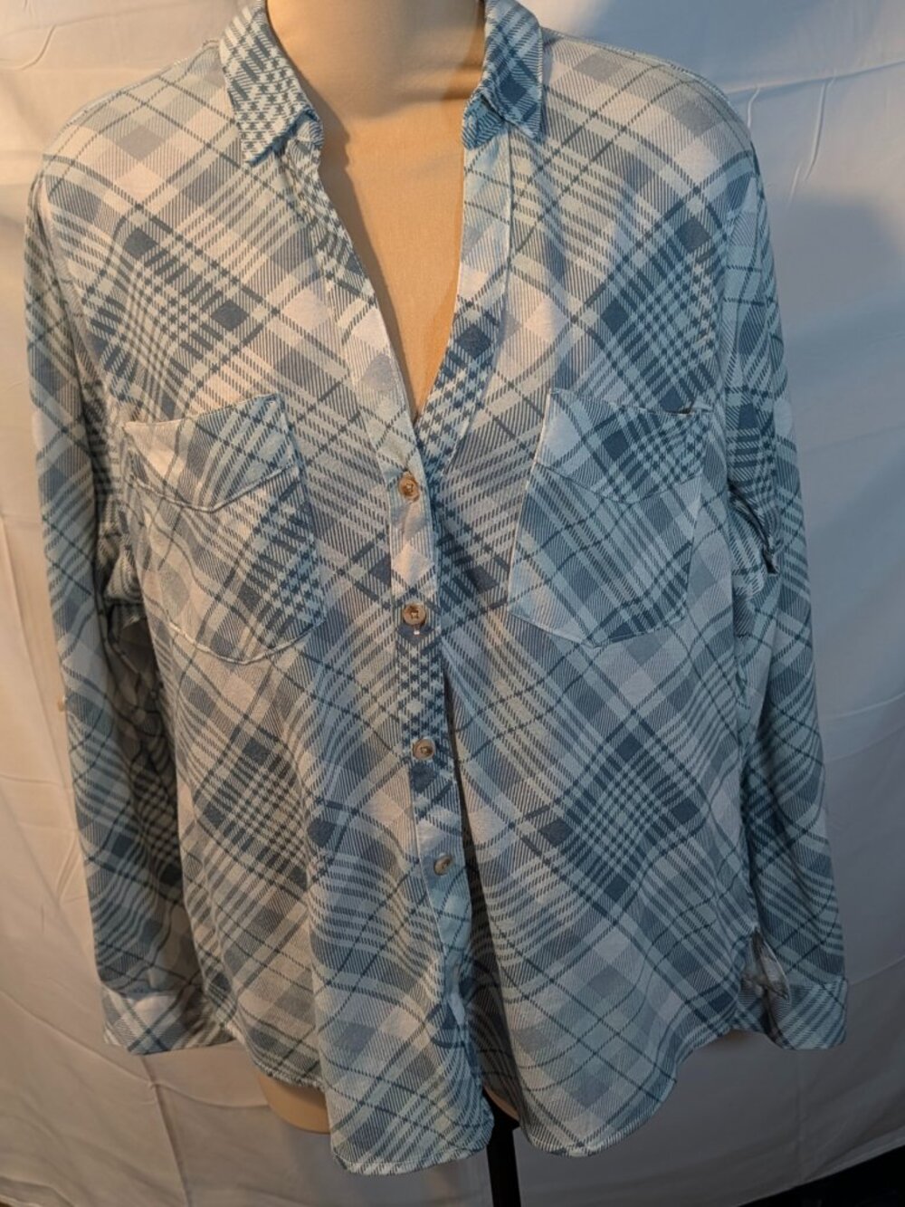 Eden & Olivia Button Down Shirt Collared Roll Tab Sleeve Blue/White Plaid Sz XL